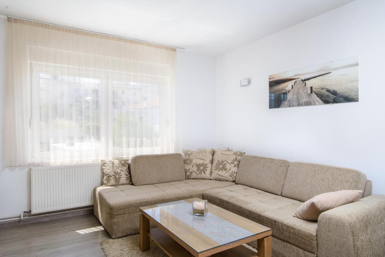 Apartments Tonka Trogir Luaran gambar