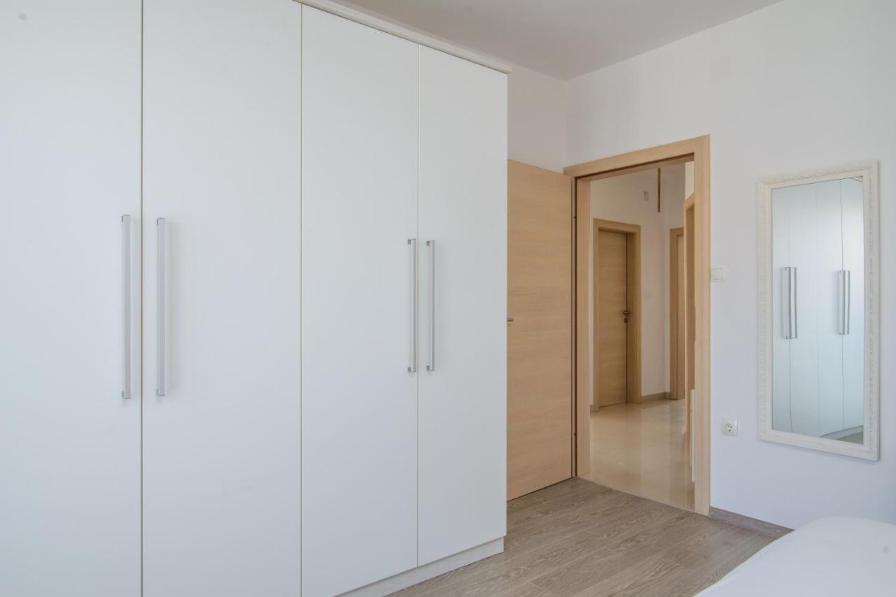 Apartments Tonka Trogir Luaran gambar