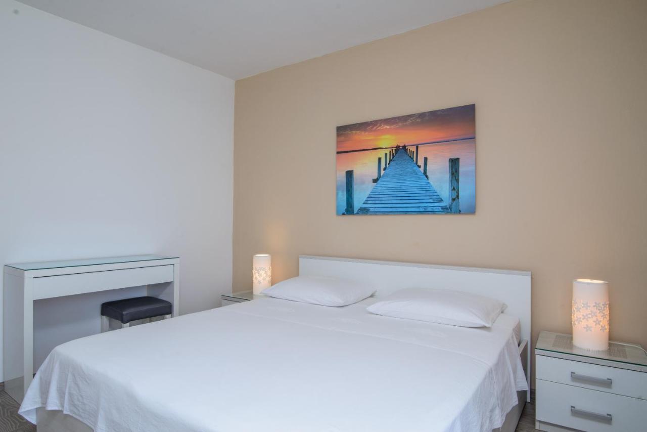 Apartments Tonka Trogir Luaran gambar