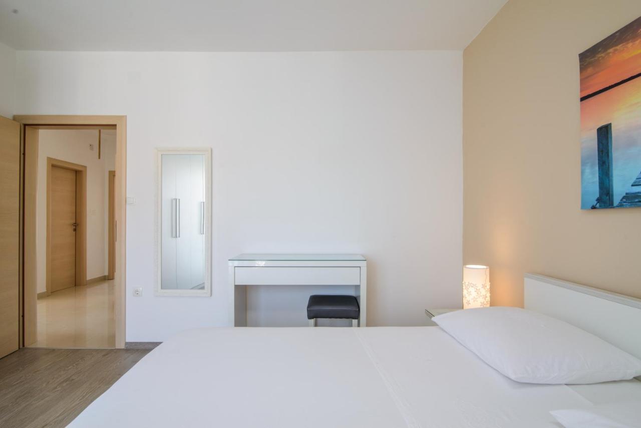 Apartments Tonka Trogir Luaran gambar
