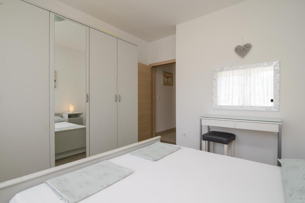 Apartments Tonka Trogir Luaran gambar