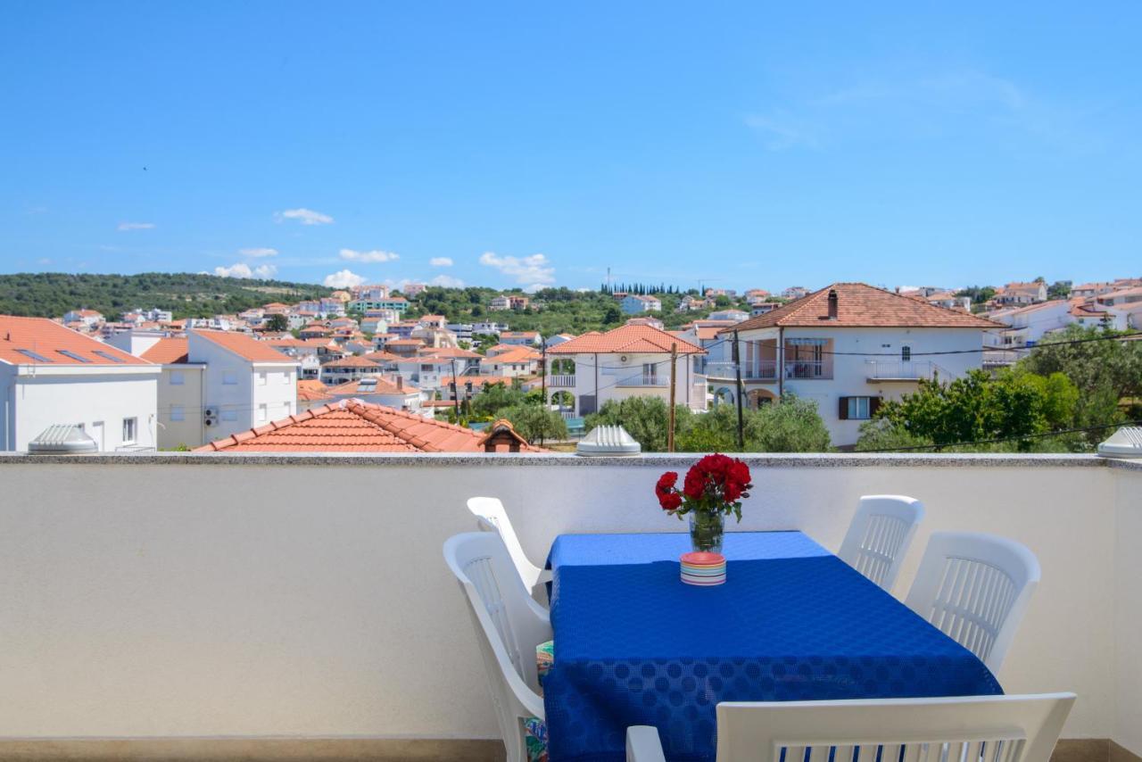Apartments Tonka Trogir Luaran gambar