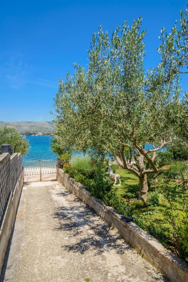 Apartments Tonka Trogir Luaran gambar