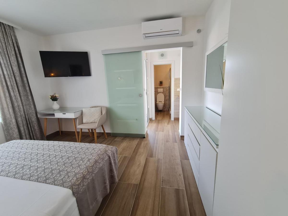 Apartments Tonka Trogir Luaran gambar