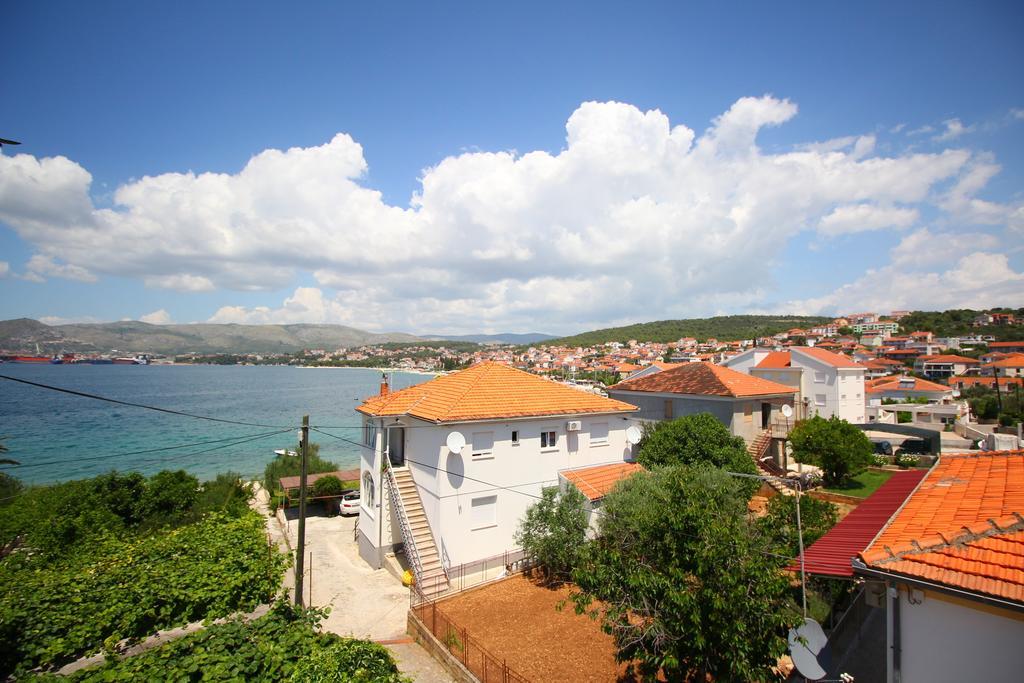 Apartments Tonka Trogir Bilik gambar